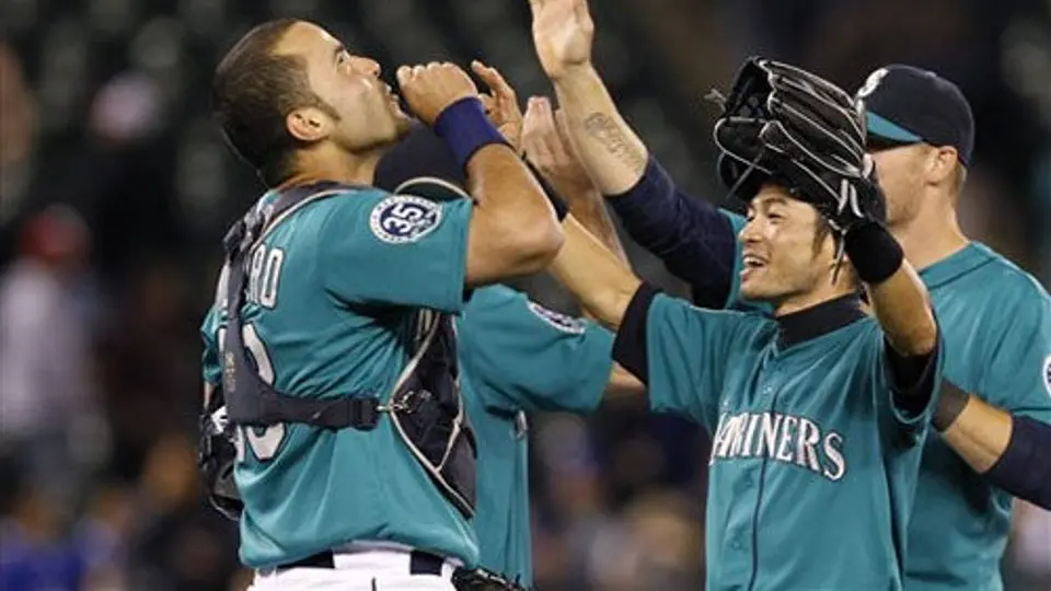 Marineros lanzan no-hitter con seis lanzadores