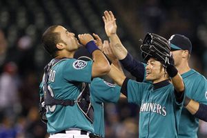 Marineros lanzan no-hitter con seis lanzadores