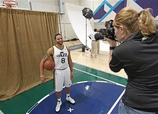 El Jazz transmitirá sus partidos en español durante la campaña