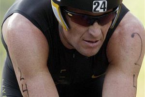 Juez niega petición de Lance Armstrong