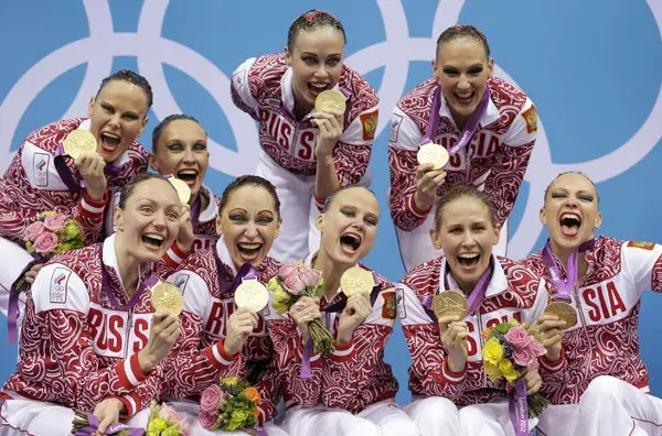 Rusia suma su cuarto Oro seguido en nado sincronizado
