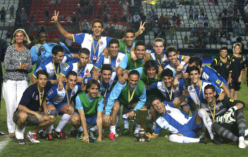 Los pericos marcaron los tres goles en los primeros 25 minutos del encuentro. FOTO: AP