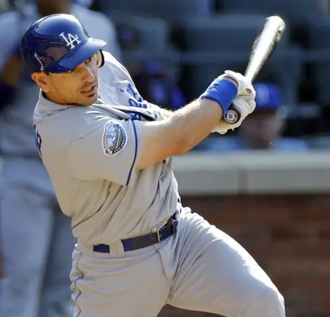 Dodgers vencen a Mets en 12 entradas