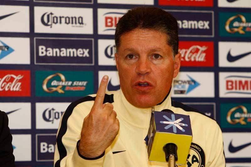 Peláez habló sobre el proyecto de su gestión. FOTO: ESTEBAN LÓPEZ