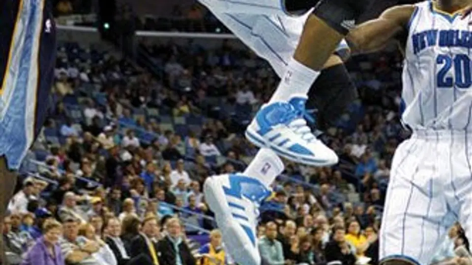 Eric Gordon se queda en Nueva Orleáns