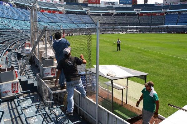 El plan establece que también se recorran las bancas unos metros. (FOTO: ESTEBAN LÓPEZ)