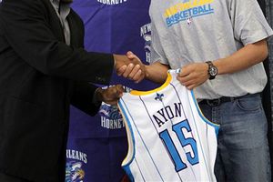 Aficionado español sufre la partida de Ayón