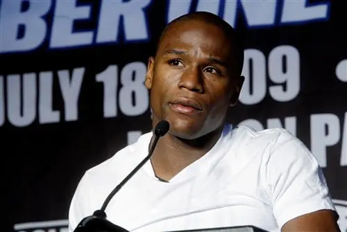 Representantes se reúnen para establecer bases de Pacquiao vs Mayweather