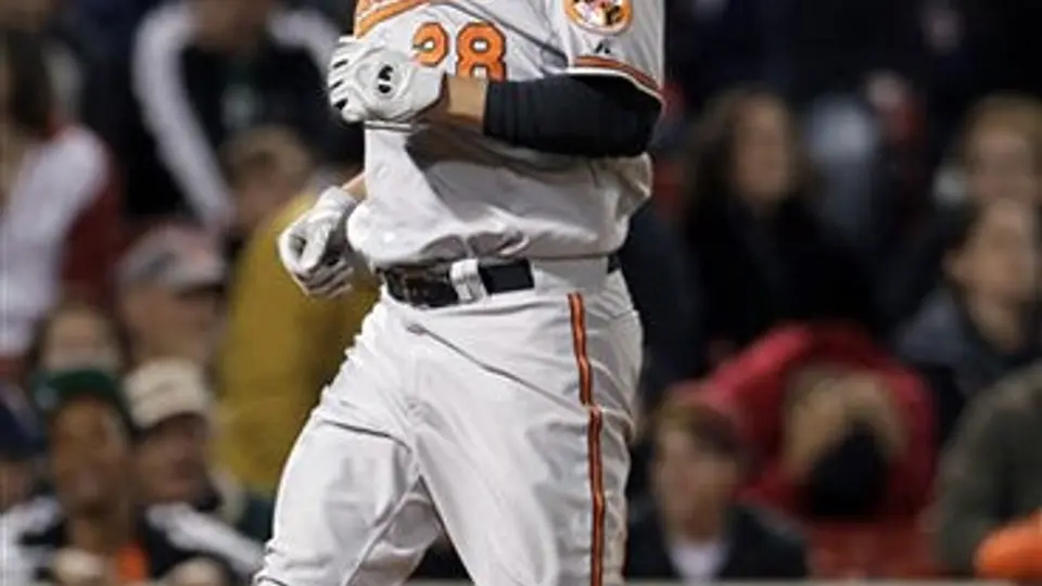 Dominan Orioles a Medias Rojas