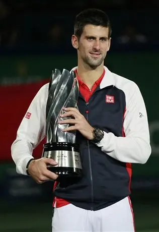 Djokovic se corona por primera vez en Shanghai