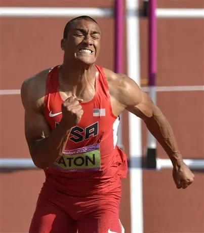 Allyson Felix y Ashton Eaton ganan el premio Jesse Owens 2012