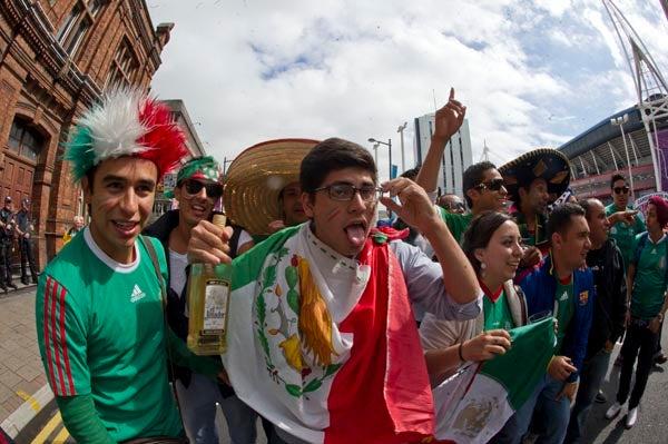 Así lució el ambiente en las inmediaciones del Millenium Stadium | CÉSAR VICUÑA