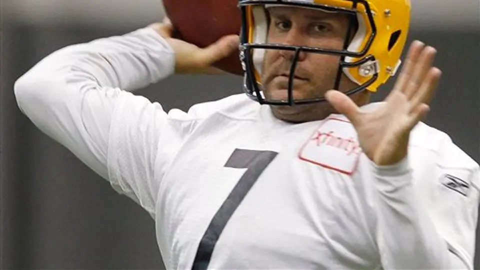 Ben Roethlisberger regresa al equipo tras suspensión