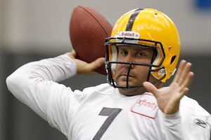 Ben Roethlisberger regresa al equipo tras suspensión