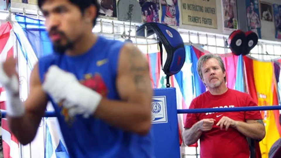Freddie Roach augura nocaut para Pacquiao