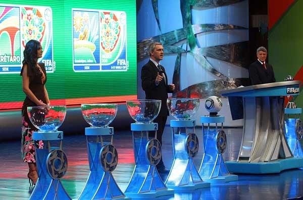 En el sorteo estuvo presente el delegado de la FIFA, Gordon Savic. FOTO: MEXSPORT