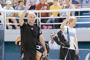 Agassi como en sus mejores tiempos vence a Courier