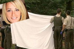 Murió al resbalar de una roca en su sesión de fotos para boda