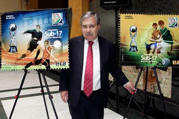 Pablo Reyes, director general del servicio postal mexicano estuvo presente en el evento. THALIA ESPARZA