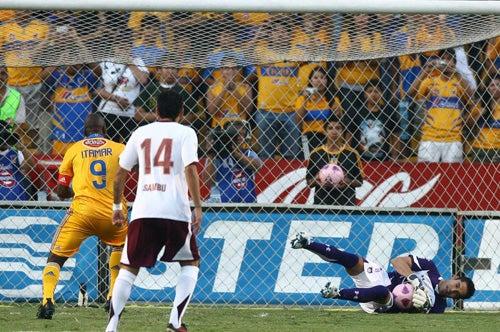Acciones del partido de Tigres vs Estudiantes