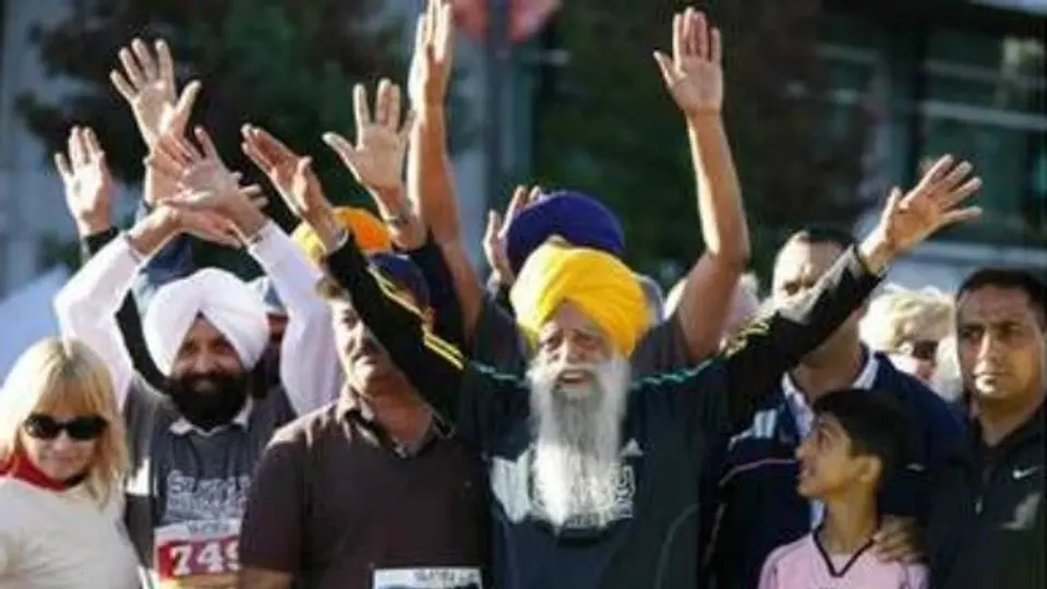 Fauja Singh no se cansa de correr a sus 101 años