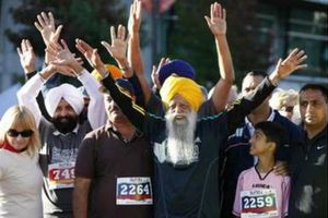 Fauja Singh no se cansa de correr a sus 101 años