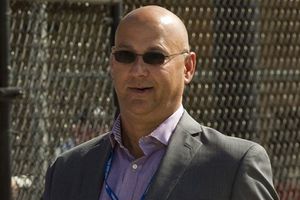 Francona se reúne con Indios