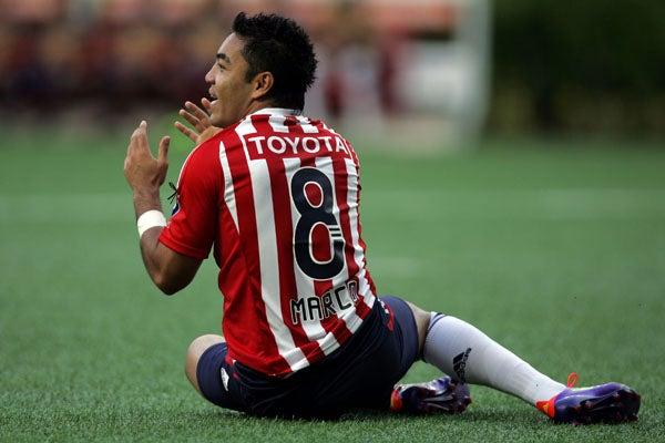 Marco Fabián tuvo un partido complicado. FOTO: YOLANDA ESCOBAR