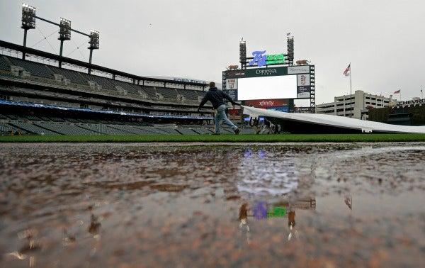 El partido fue reprogramado para este jueves por la tarde | AP