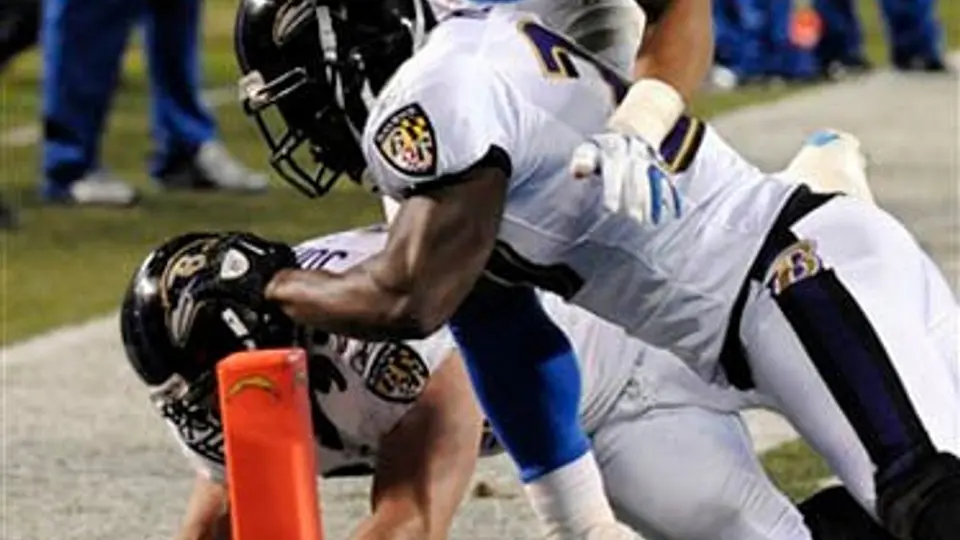 Cargadores venció sin problemas 34-14 a Baltimore