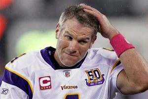 Favre en duda para enfrentar a Dallas