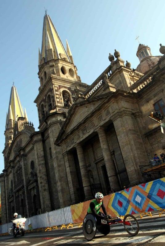 Gordiano recorrió los 42 kilómetros en 1:38'56". FOTO: MEXSPORT