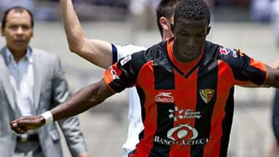 Franco Arizala reporta con Jaguares