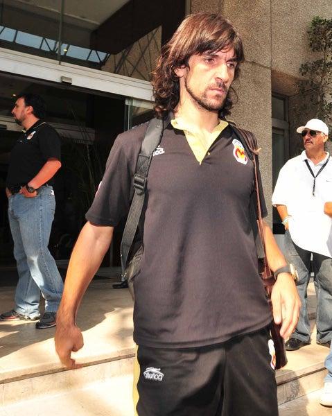 Vilar concentrado antes del partido frente a Pumas (FOTO: MIGUEL PORTÓN)