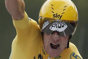 Wiggins se lleva la 19 y está a un paso de coronarse