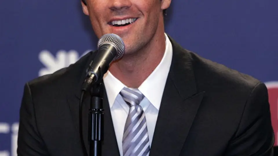 Hamels firma contrato de 144 mdd con Filis