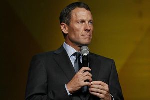 Armstrong evita hablar sobre informe de USADA