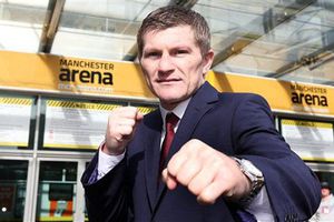 Hatton enfrentará a ucraniano Senchenko