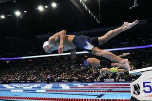 Phelps califica a JO en 200 mariposa