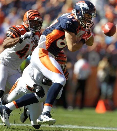 Eric Decker en la victoria de Denver 24-22 sobre los Bengalíes. FOTO: AP