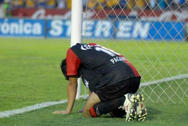 Atlas pierde ante Tigres, sólo pudo sumar 23 unidades (FOTO: AR)