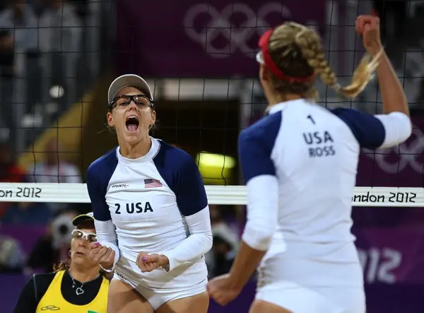 Garantiza EU Oro y plata en voleibol de playa femenil