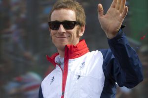 Wiggins sale del hospital tras accidente