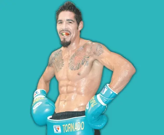 Margarito, con físico impresionante para pelea con Pacquiao