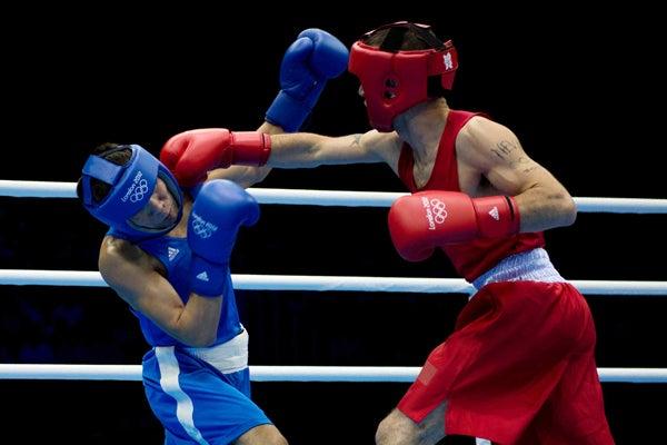 Óscar Valdez logró su pase a Cuartos de Final tras vapulear Anvar Yunusov de Tajikistán | Mexsport