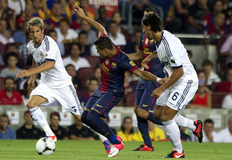 El partido comenzó muy peleado como todos los clásicos| EFE