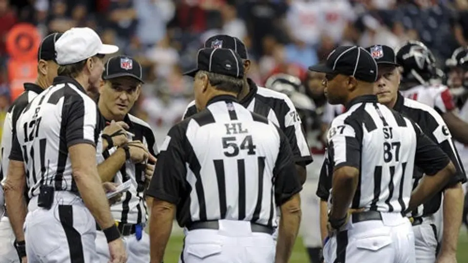 Llegan a acuerdo NFL y sindicato de oficiales