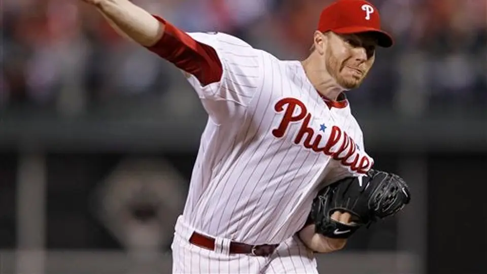 Histórico, Roy Halladay lanza juego sin hit ni carrera en Playoffs