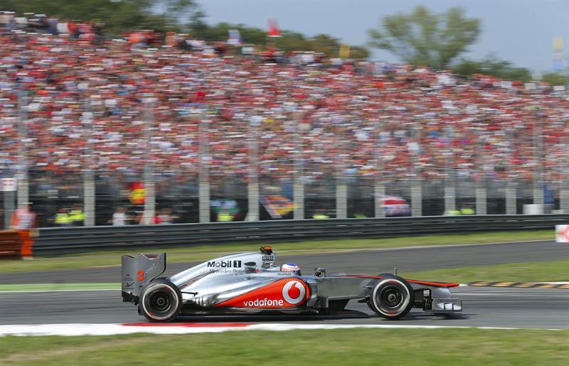 Lewis Hamilton (McLaren)  ganó el premio luego de arrancar en la pole | EFE