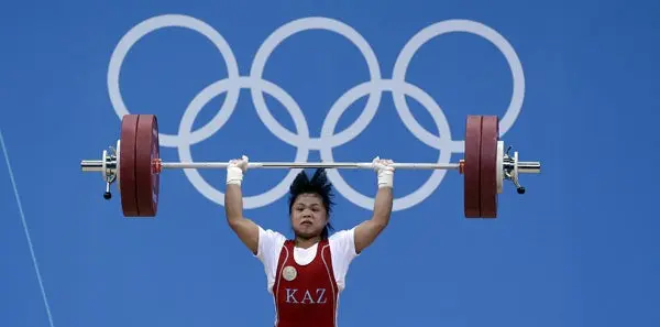 Oro y récord mundial para Chinshanlo en halterofilia